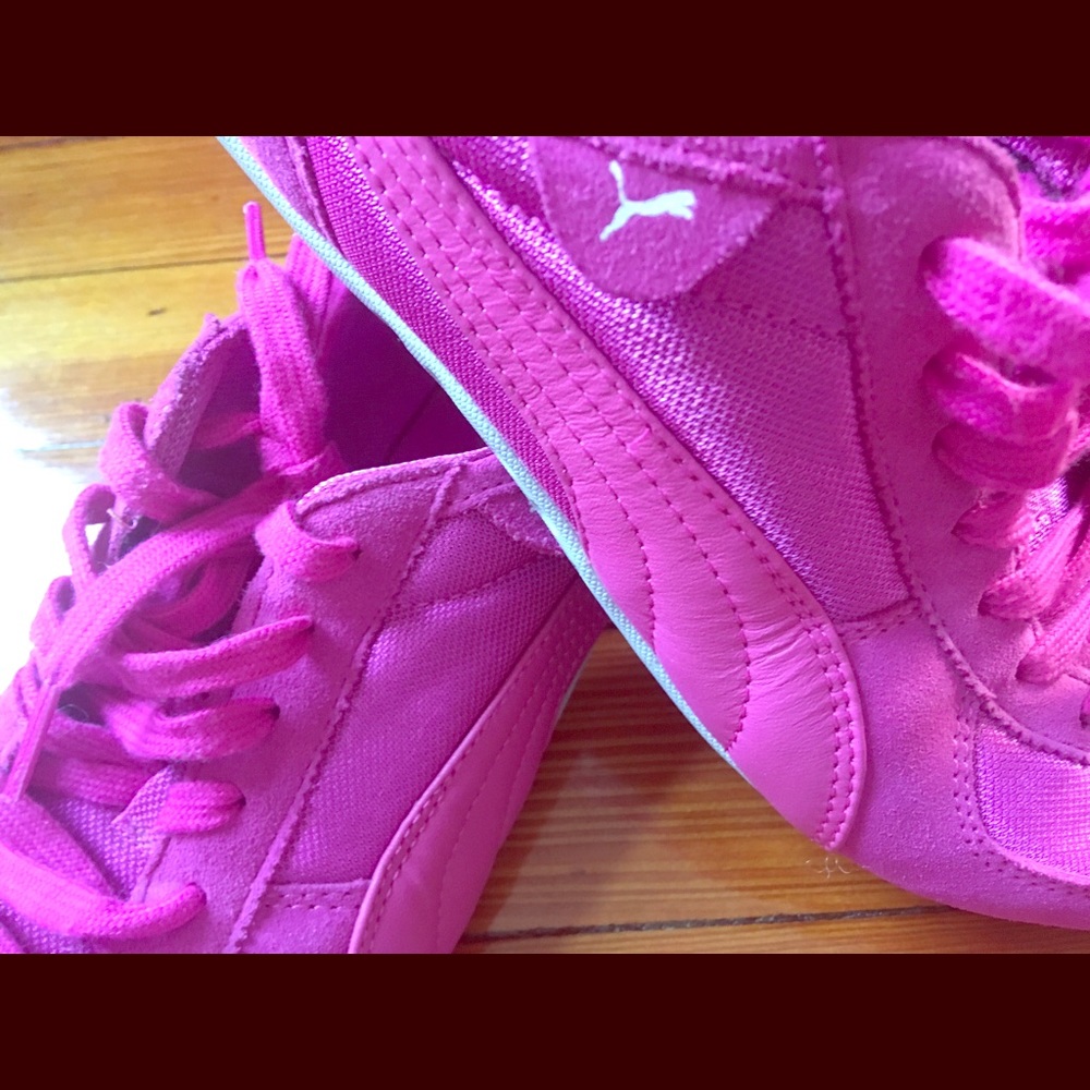 Women’s Puma shoes